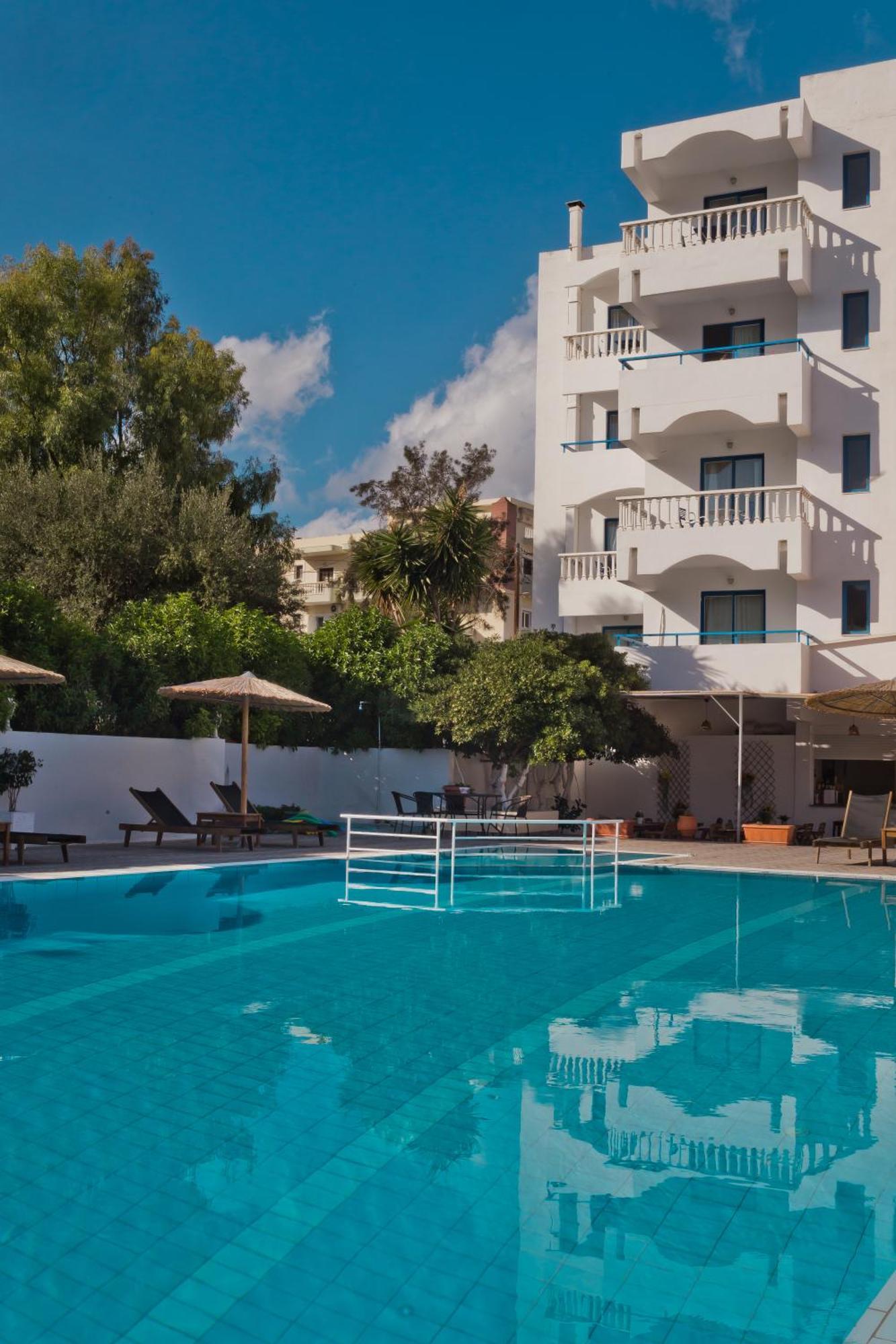 Regina Studios & Hotel Kerpe Dış mekan fotoğraf